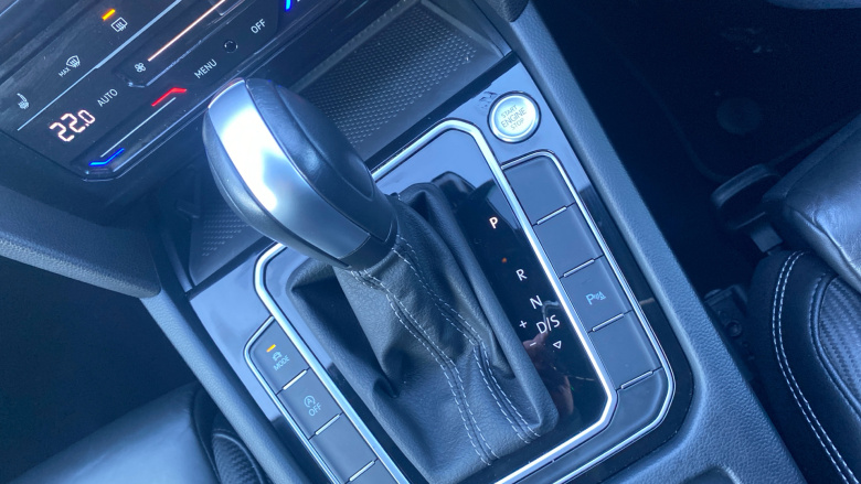 Volkswagen Passat 2.0 TDI EVO SCR R-Line 5dr DSG Diesel Estate